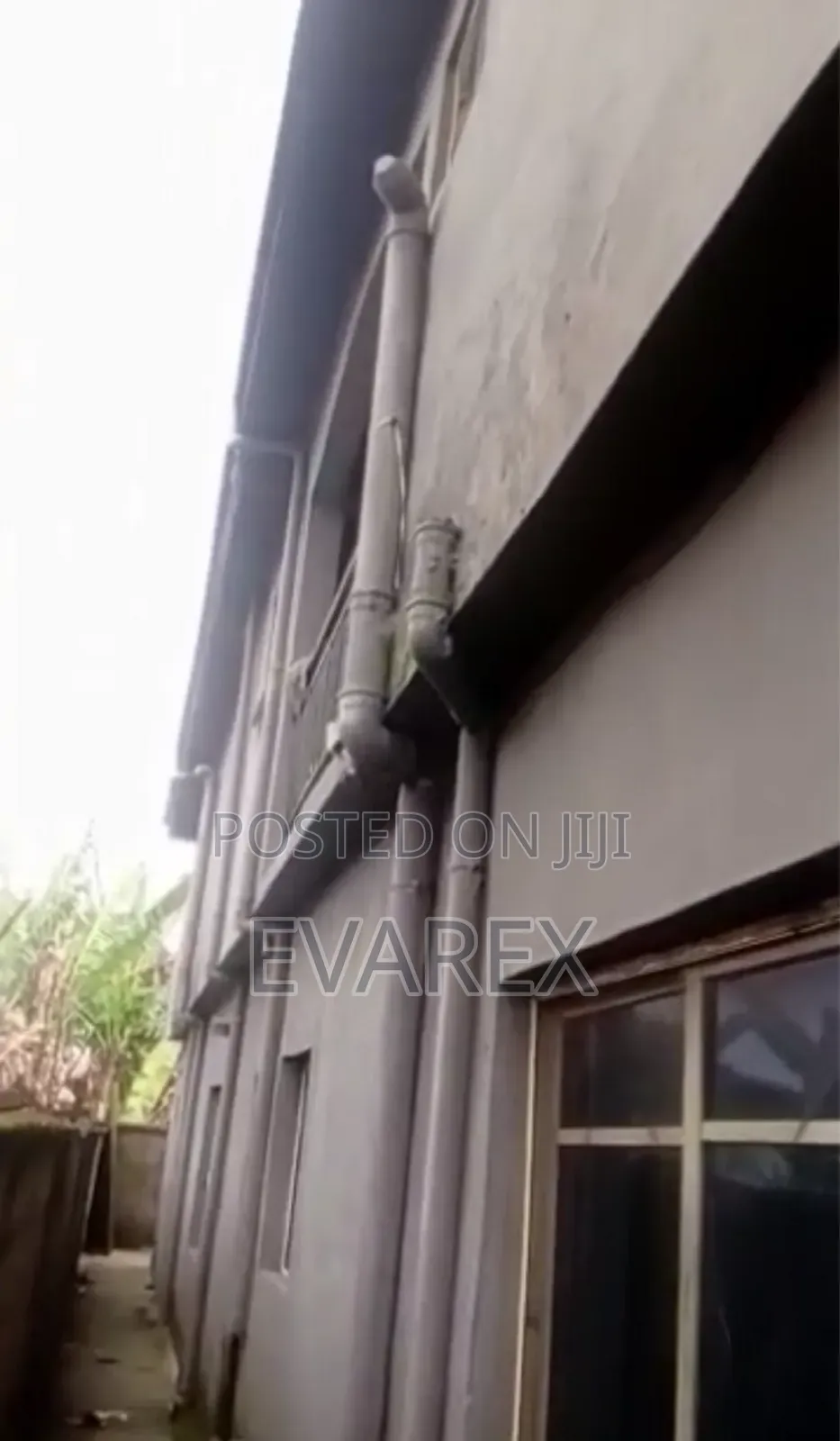 8bdrm Block of Flats in Iba / Ojo for sale