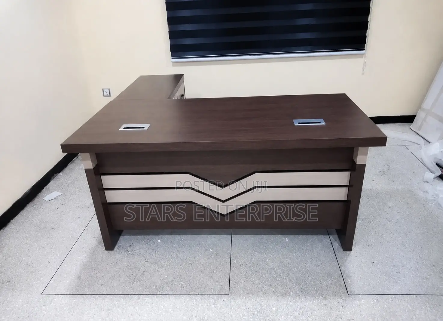 Office Table / Office Desk