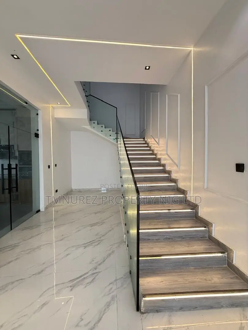 4bdrm Duplex in Ajah for sale
