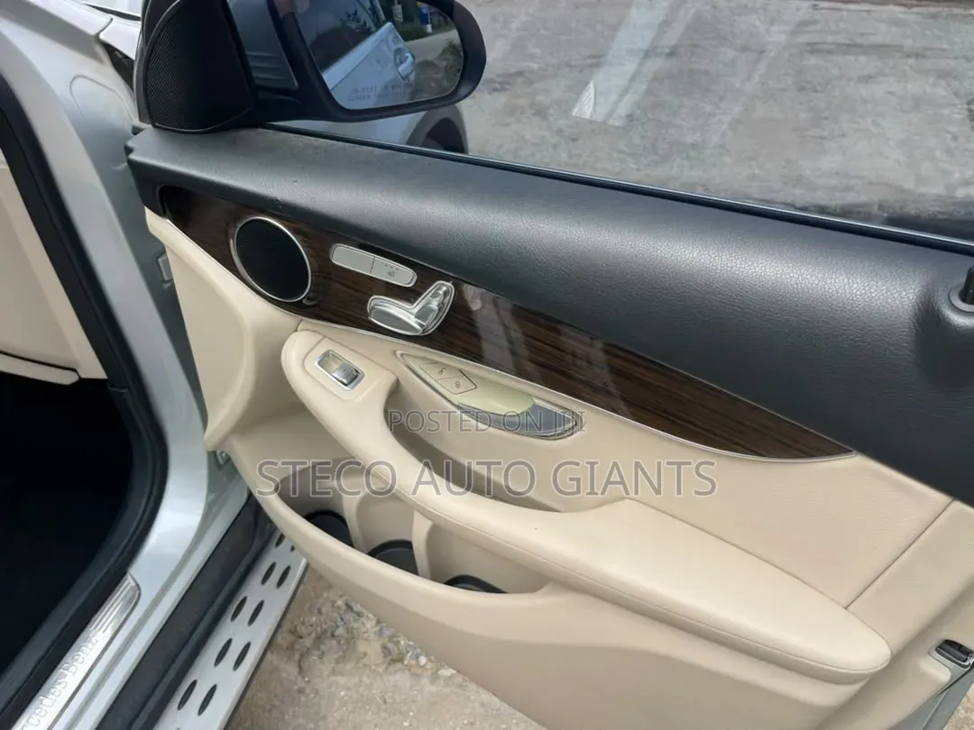 Mercedes-Benz GLC-Class 2016 Silver