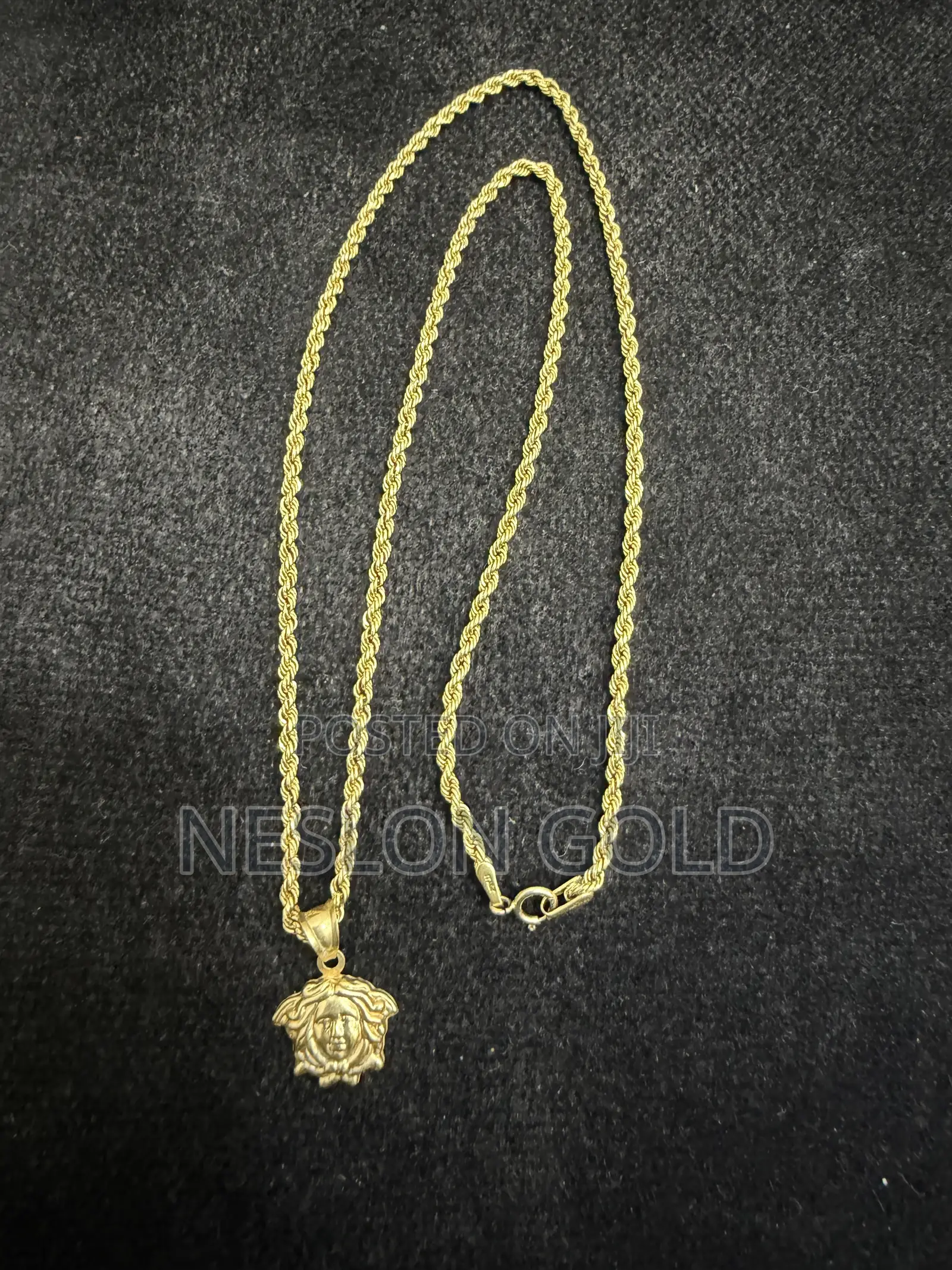 ITALY 750 Tested 18karat Gold Twist Wit Vasae