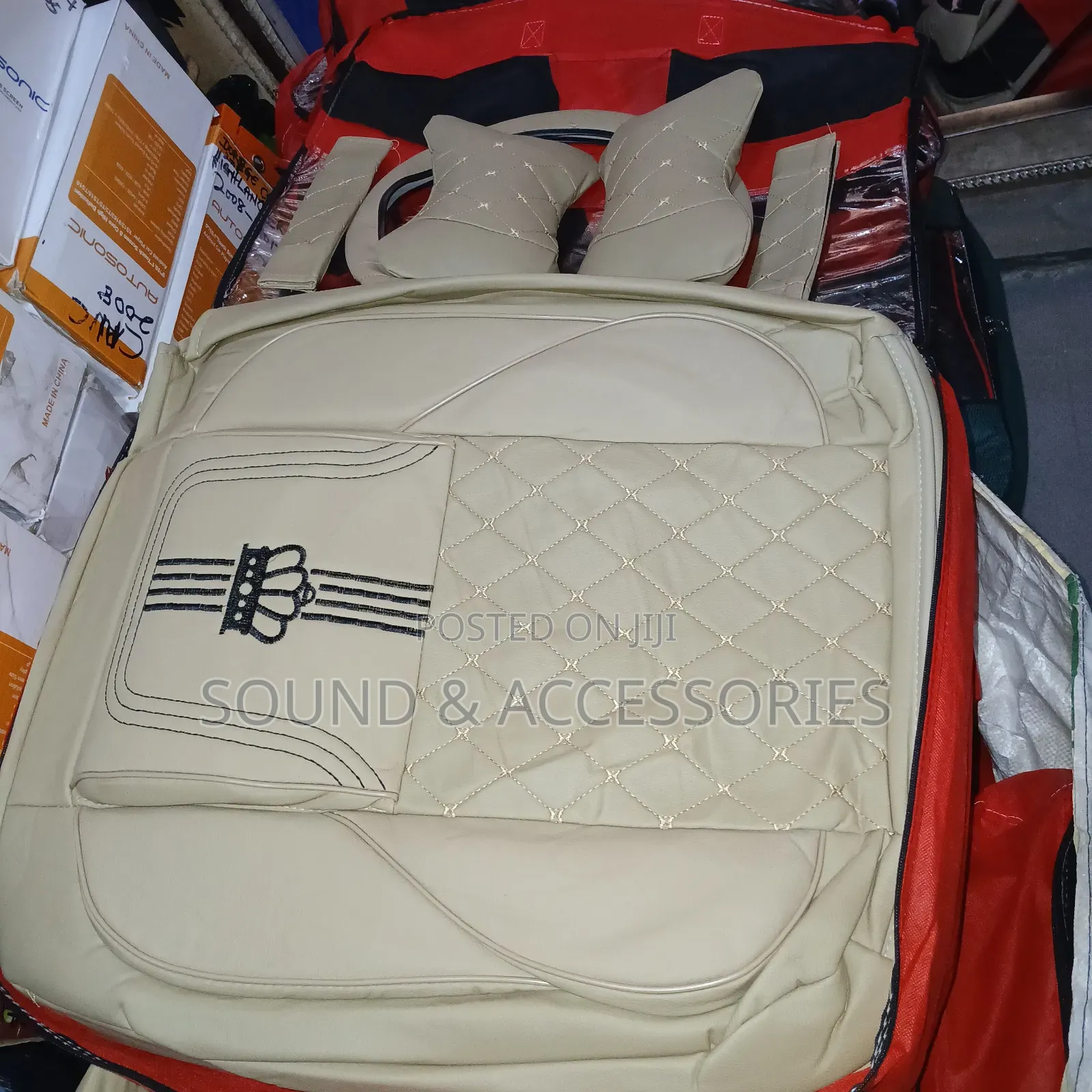 Crown Universal Luxury SeatCover for 5-Seat Cars SUV(Biege+Blackline)