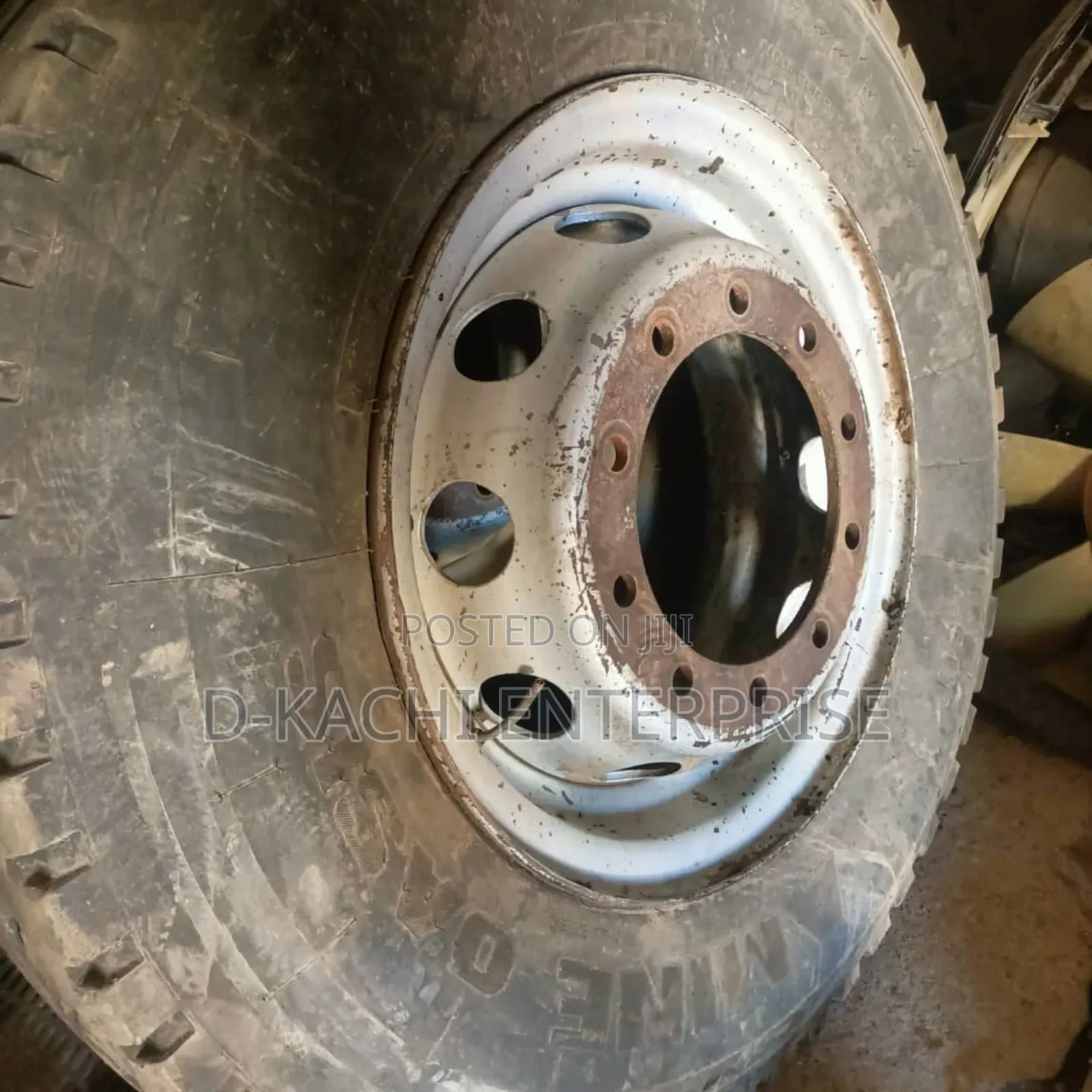 315/80 R22.5 Ovation Truck Tires
