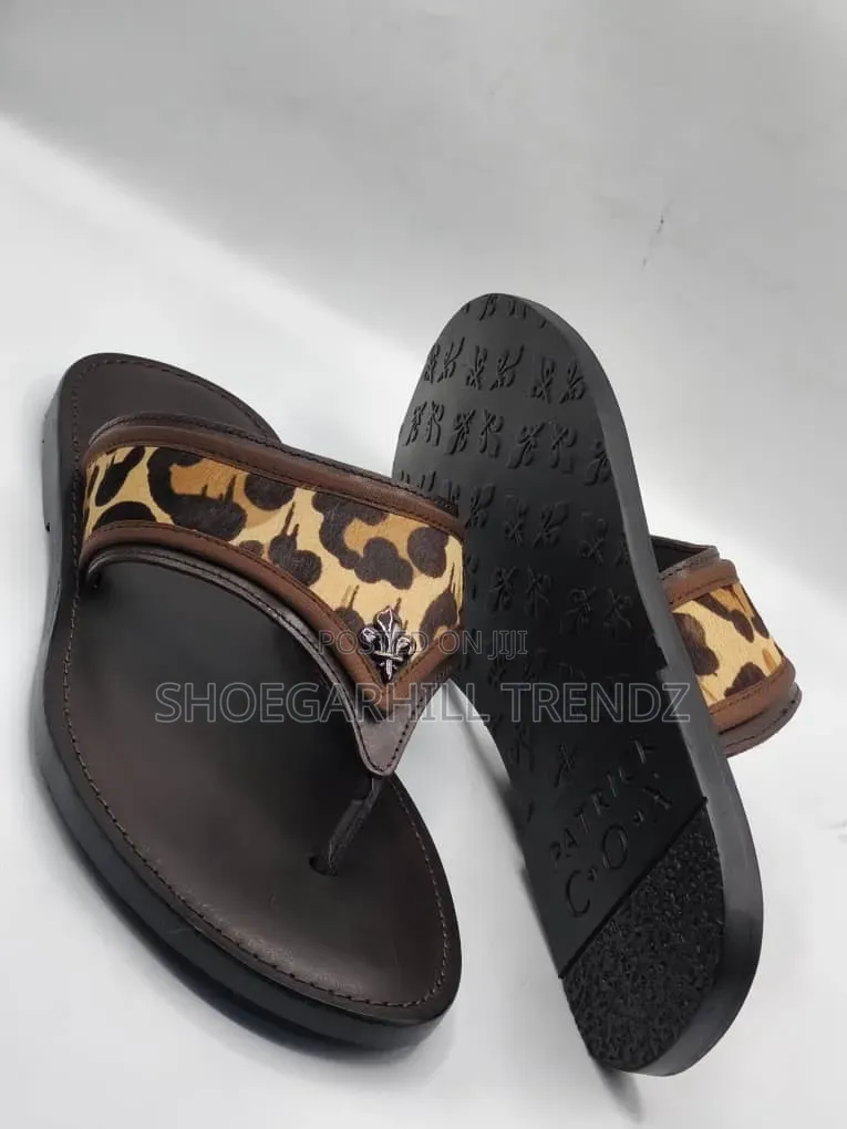 Premium Palm Slippers | Luxury Comfort Modern Scissors Style