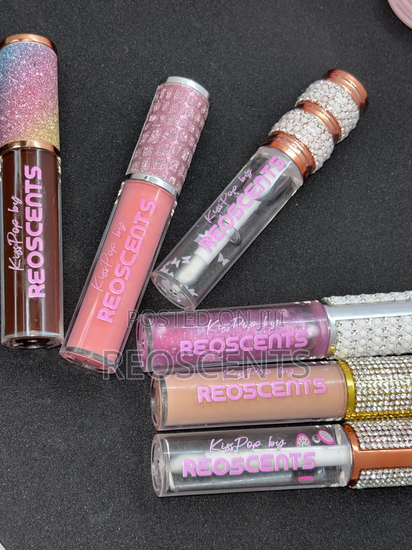 Dazzle Kiss Pop Lip Gloss. Available in Different Colours