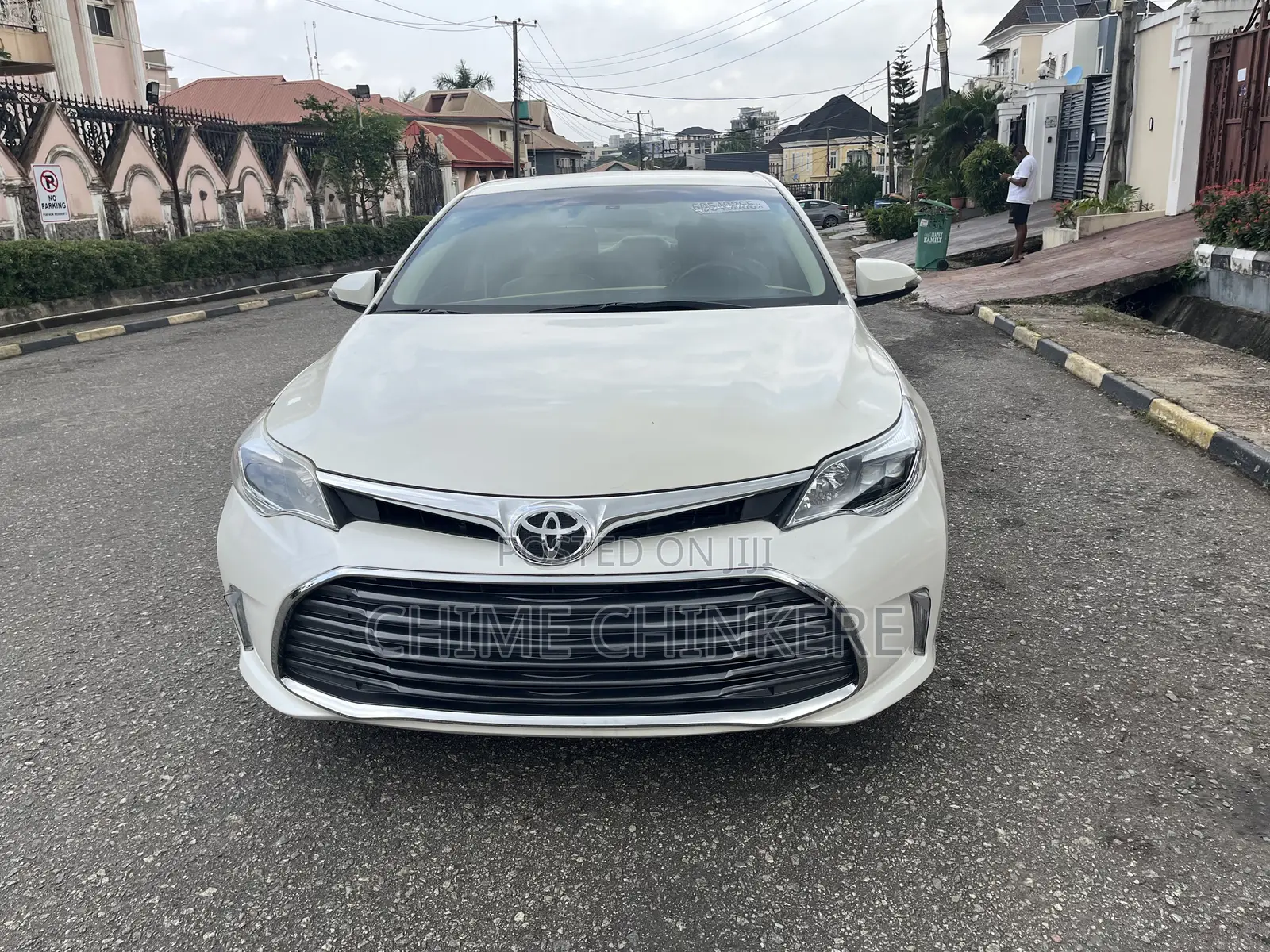 Toyota Avalon XLE Touring SE 4dr Sedan (3.5L 6cyl 6A) 2015 White