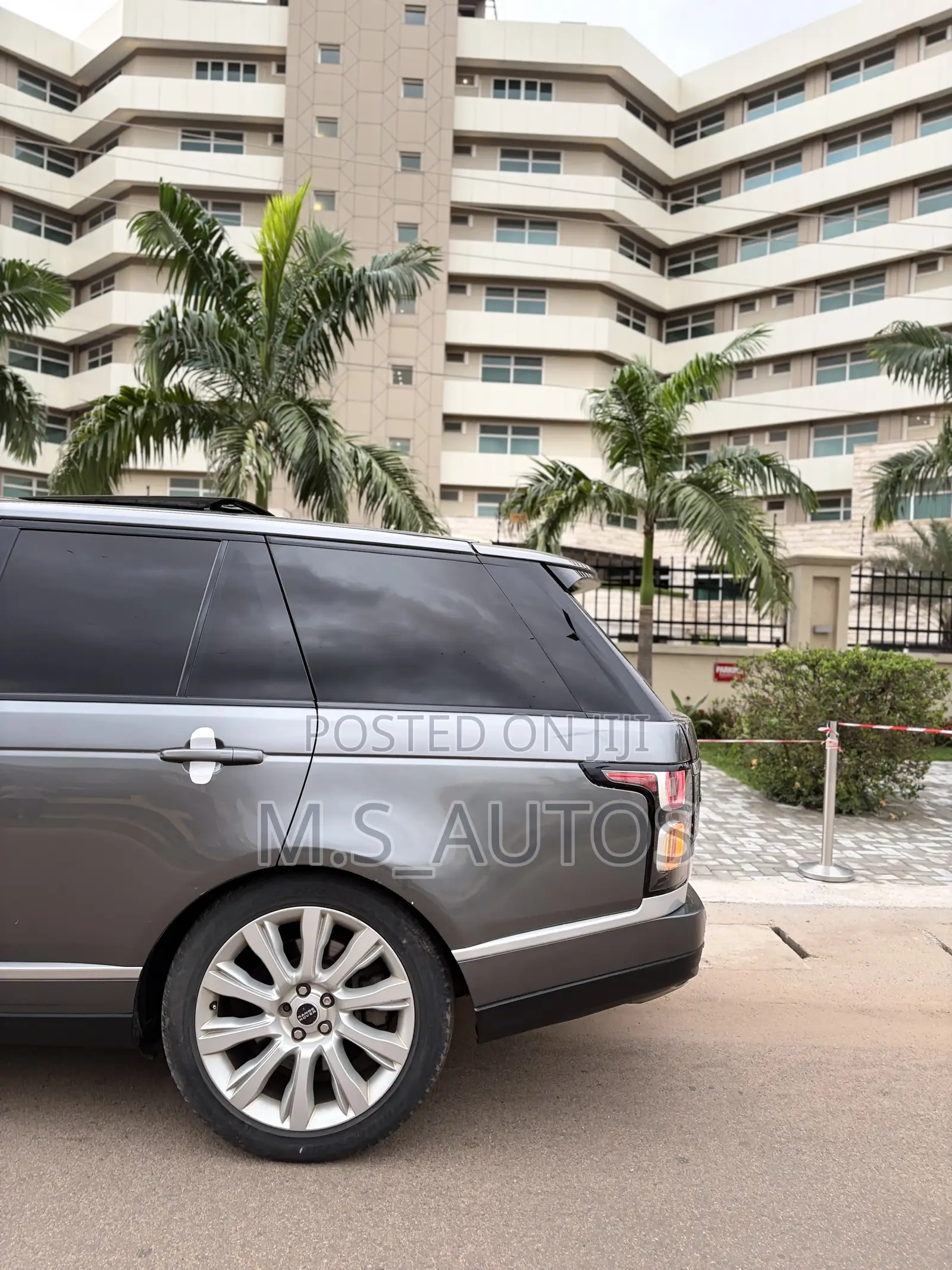 Land Rover Range Rover Vogue 2015 Beige