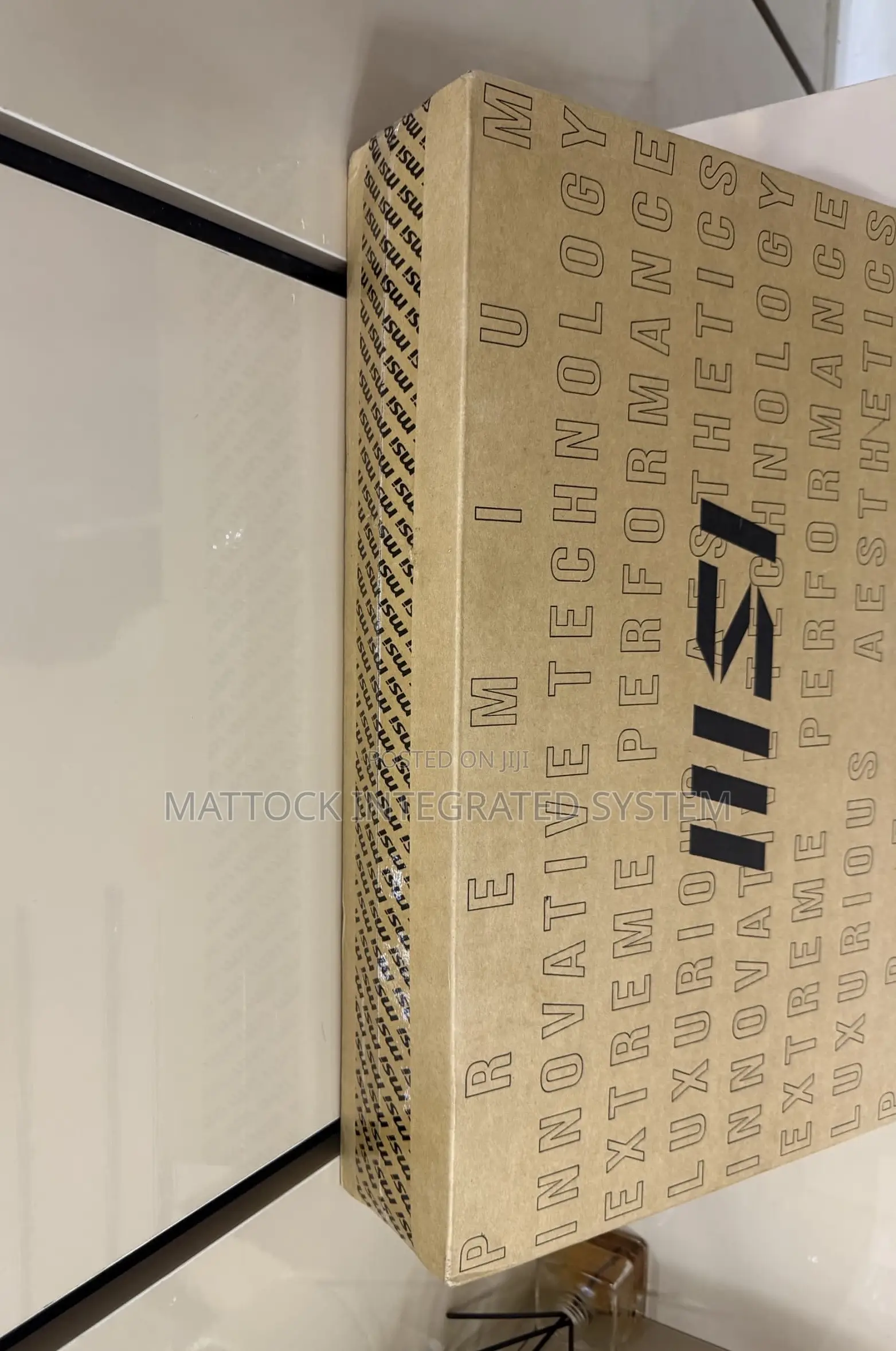 New Laptop MSI Katana 15 16GB Intel Core i7 SSD 1T