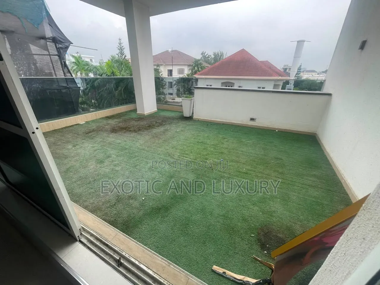 5bdrm Duplex in Banana Island for rent