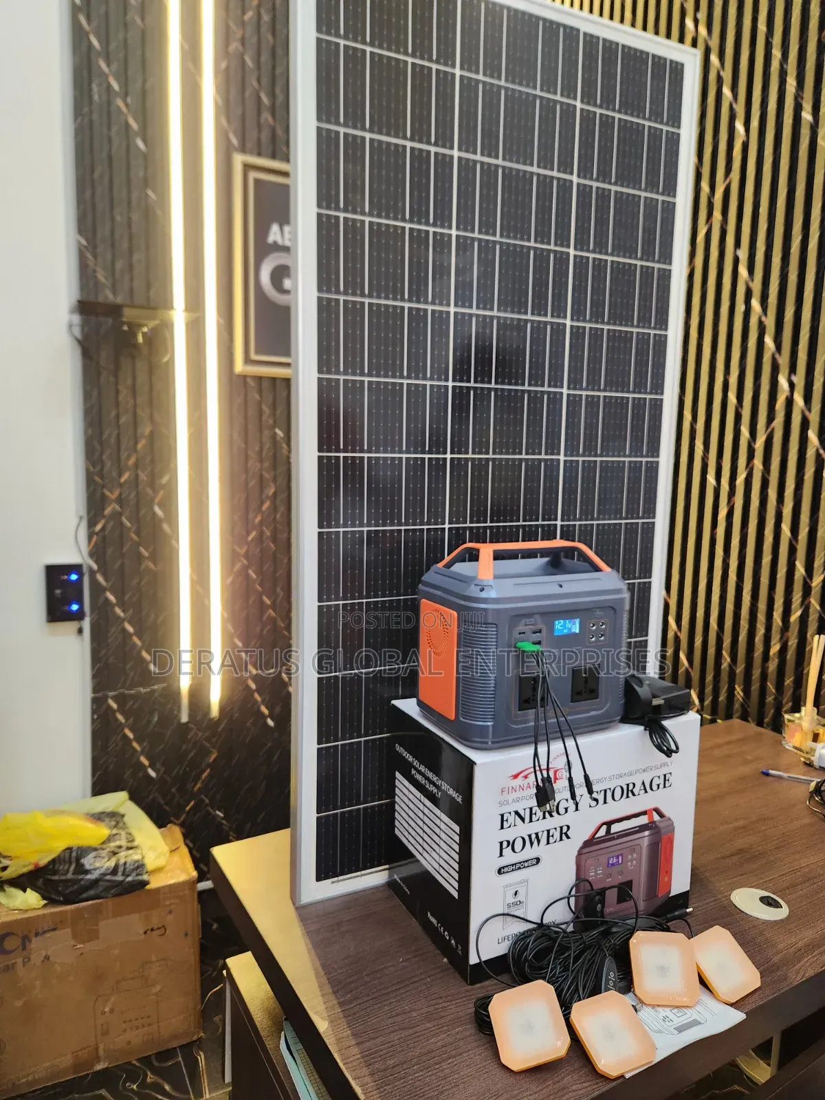Best 550W Solar Generator With 150W Solar Panel