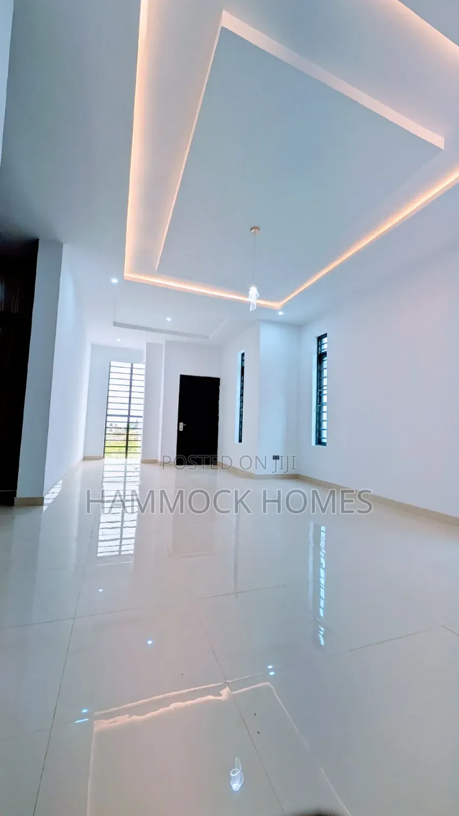 5bdrm Duplex in Okebadan Estate, Akobo for sale