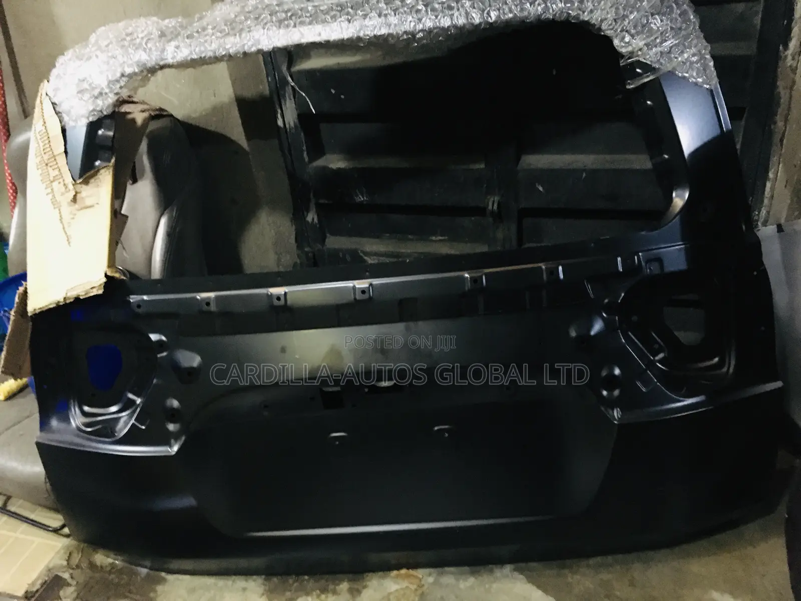 Back Booth for Toyota Land Cruiser 2023