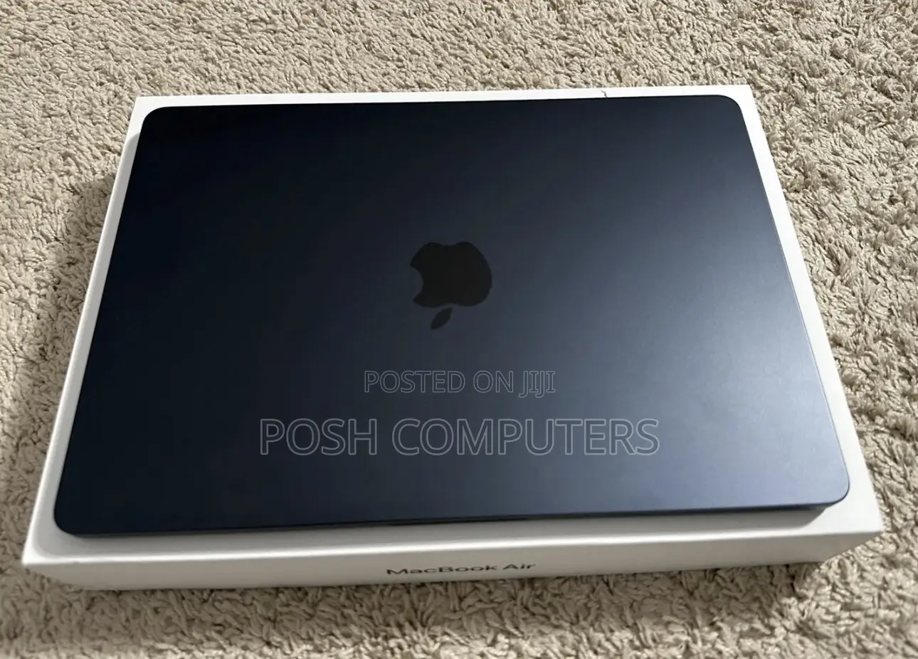 Laptop Apple MacBook Air 2024 M3 16GB Apple M3 SSD 512GB