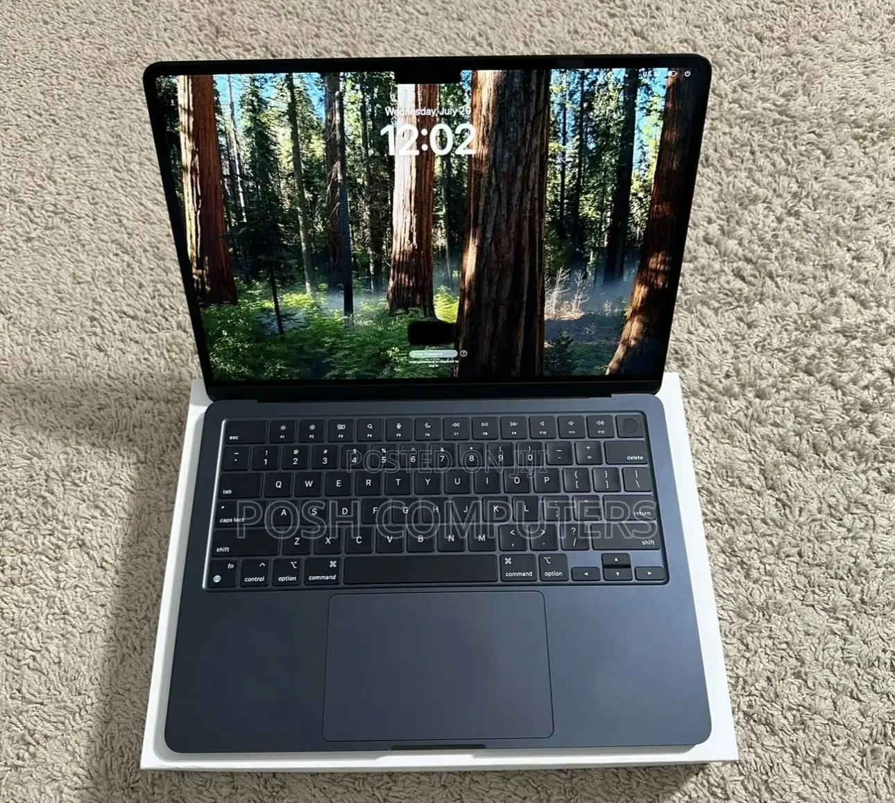 Laptop Apple MacBook Air 2024 M3 16GB Apple M3 SSD 512GB