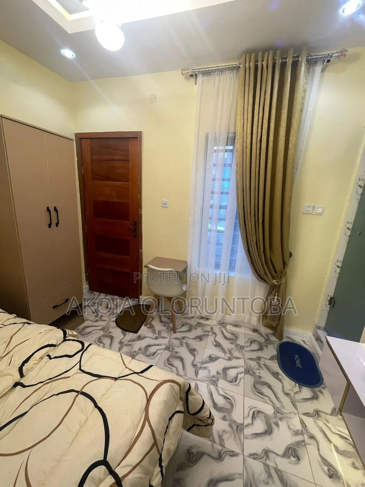 M7 Suite Is a Short Let Apartment Located at Akoka With Free WiFi.