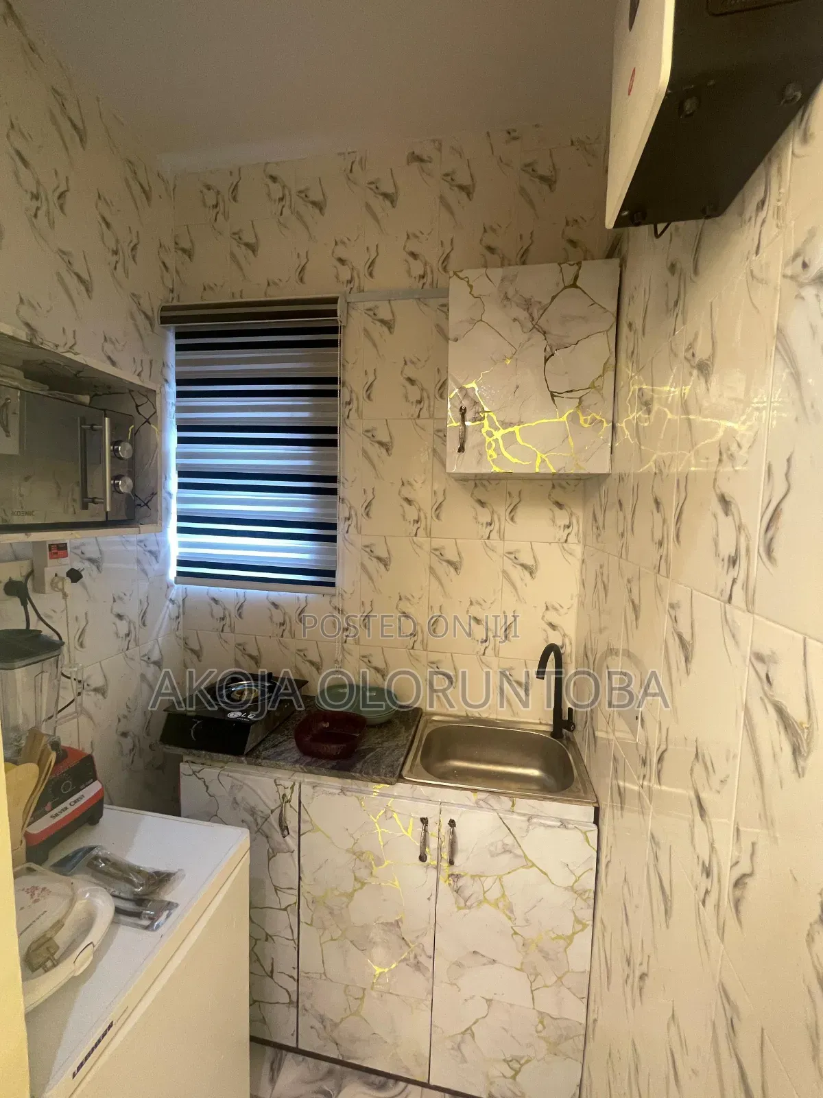 M7 Suite Is a Short Let Apartment Located at Akoka With Free WiFi.