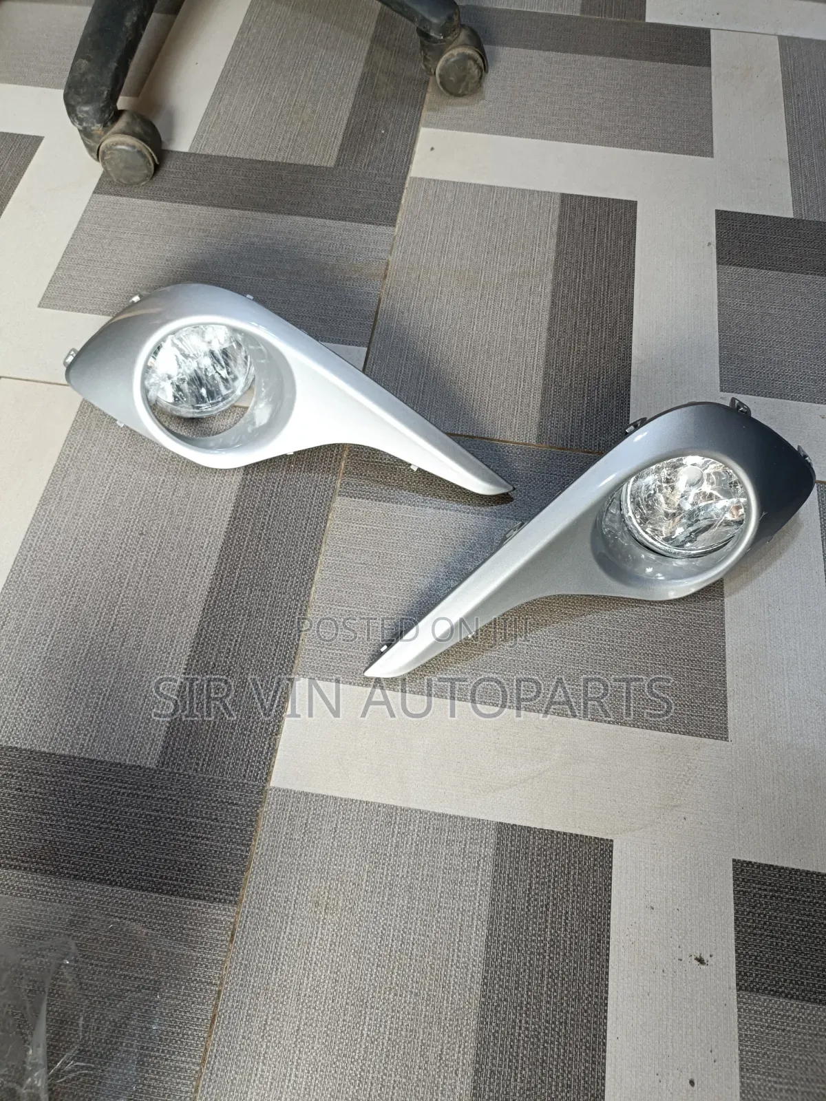 Foglight With Chrome Toyota Highlander 2012
