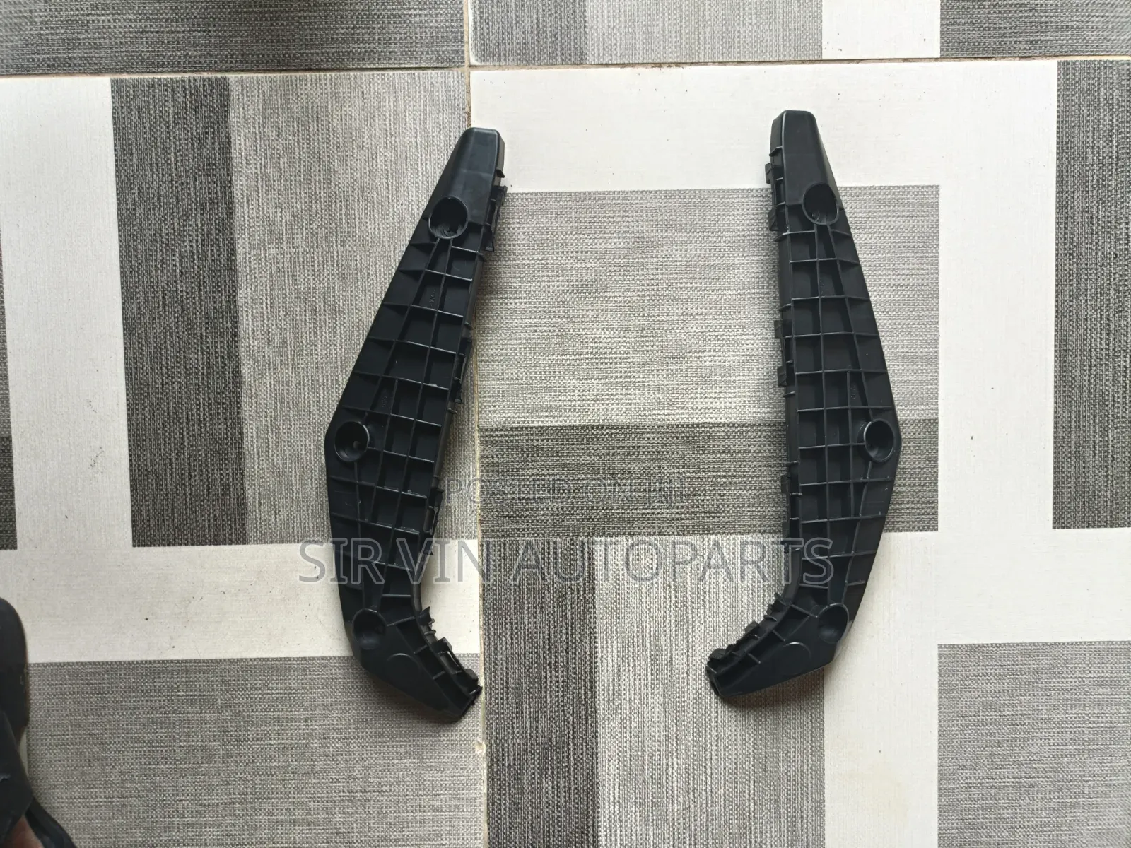 Bumper Clip Toyota Highlander 2012