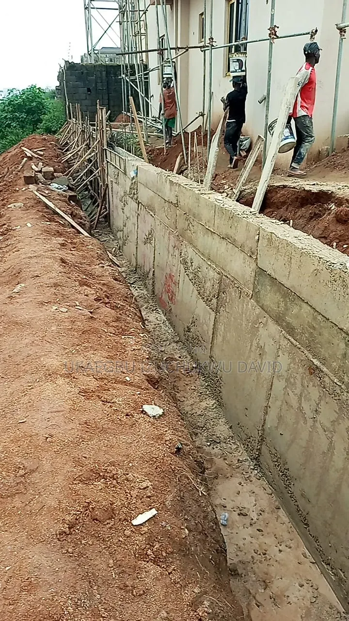 Iron Casting Materials for Retaining Walls