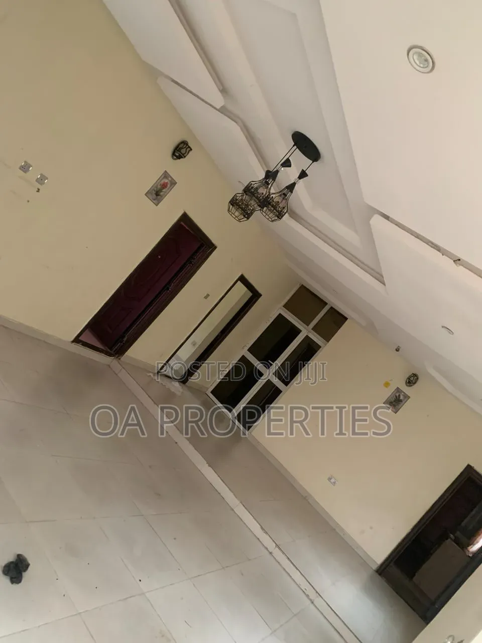 3bdrm Bungalow in Ajao Expr, Off for rent