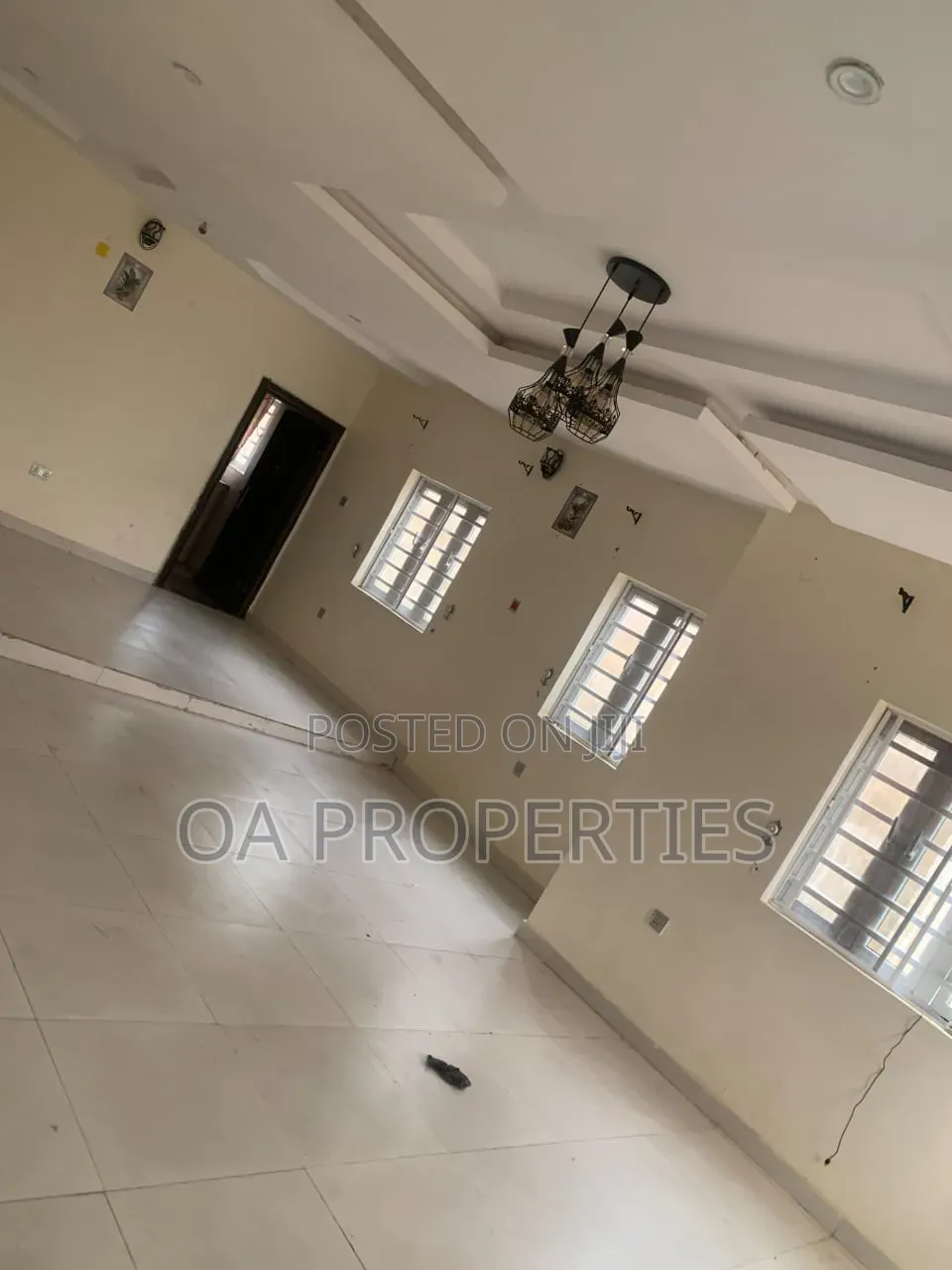 3bdrm Bungalow in Ajao Expr, Off for rent