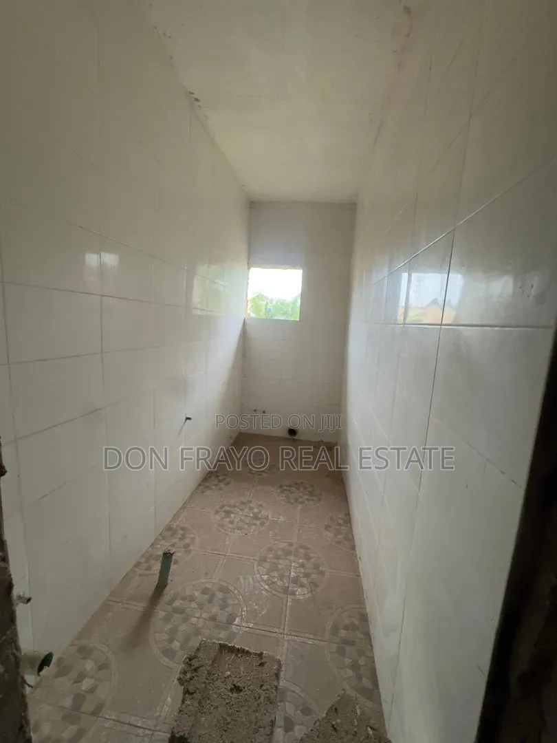 787 SQM of Commercial Property for Sale at Awotan Apete Main Road, IB
