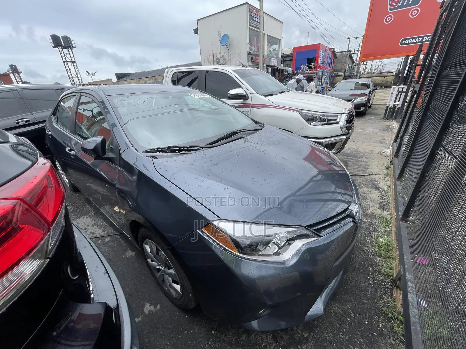 Toyota Corolla LE 4dr Sedan (1.8L 4cyl CVT) 2015 Gray
