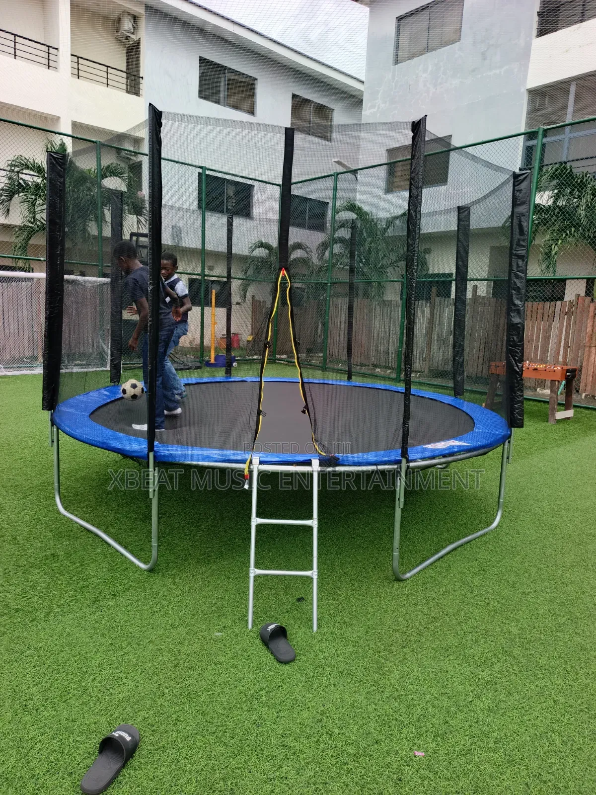 Trampolines With Ladder for Rent
