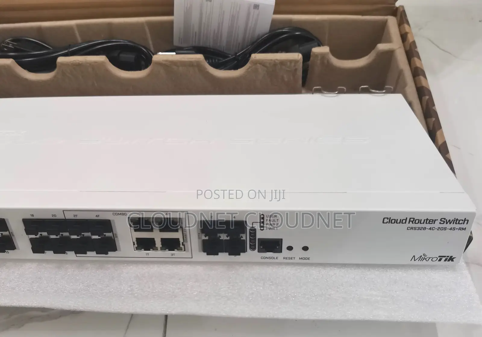 MikroTik CRS328-4C-20S-4S+RM Switch