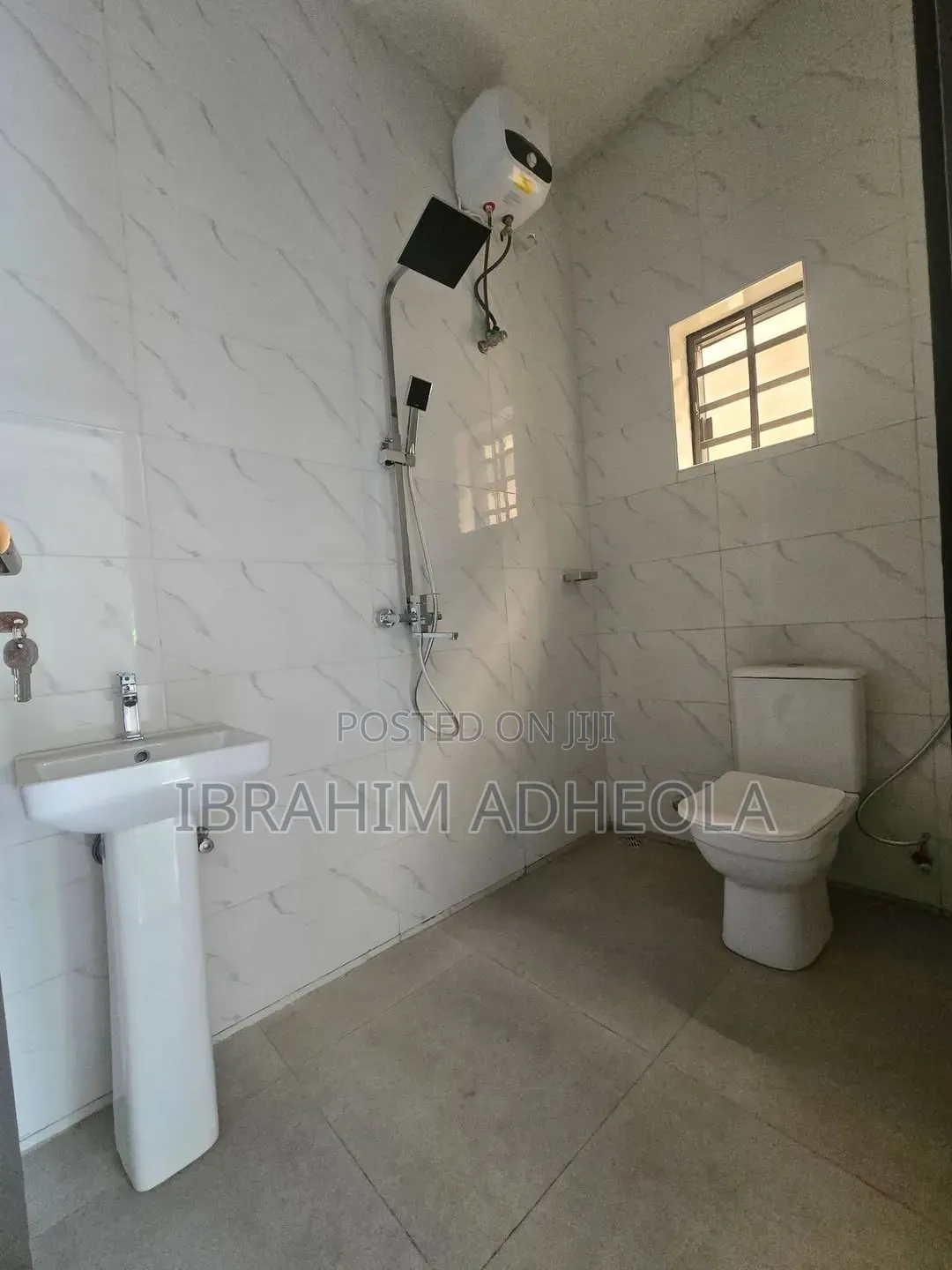 4bdrm Duplex in Yaba, Tejuosho for sale