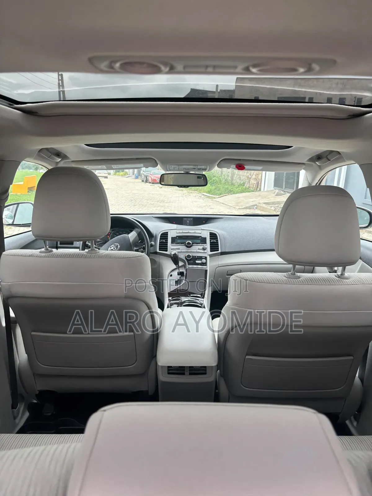 Toyota Venza 2010 Silver