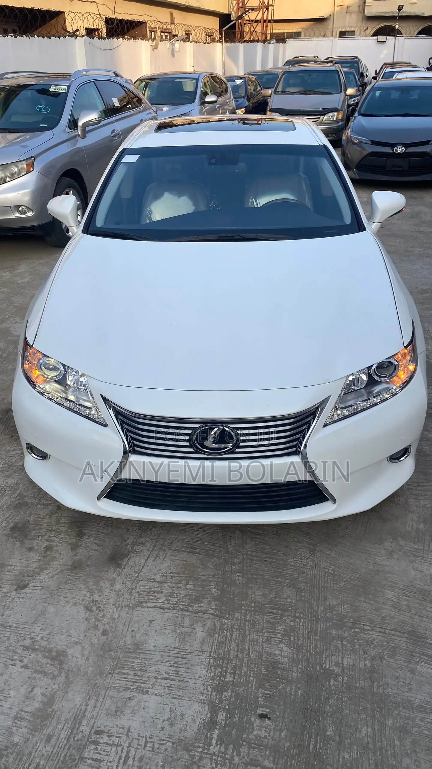 Lexus ES 350 FWD 2014 White