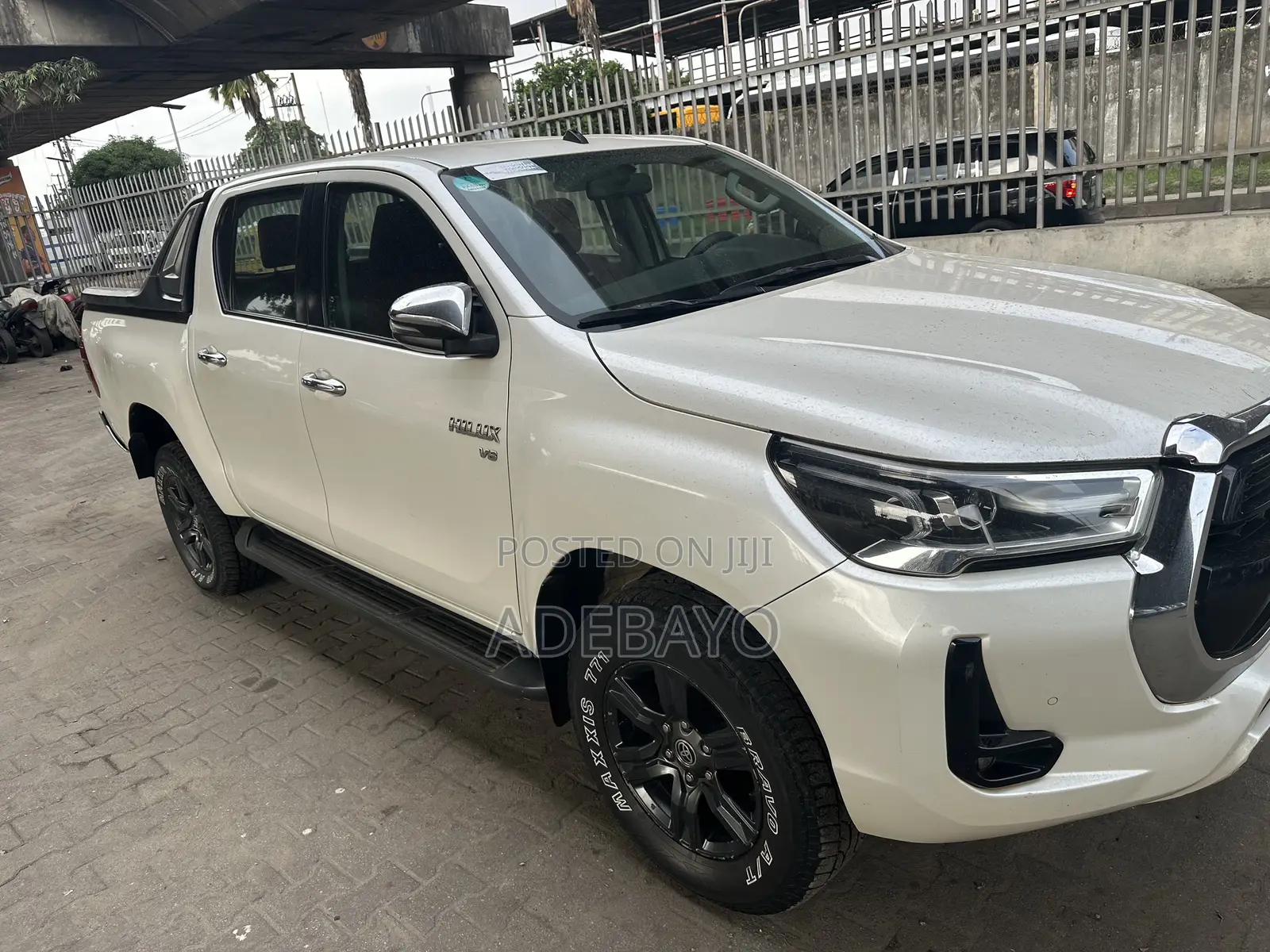 Toyota Hilux Revo Double Cab Petrol 2.7 RWD 2021 White