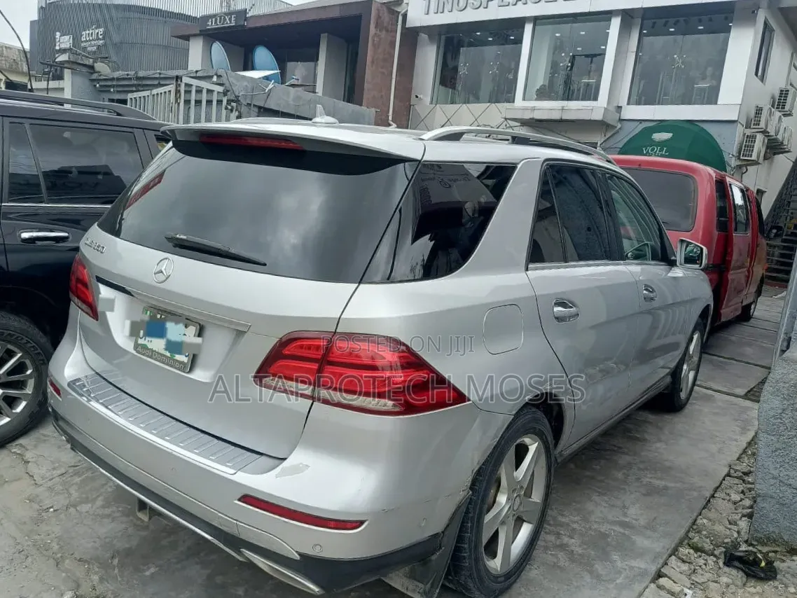 Mercedes-Benz GLE-Class 2017 Silver