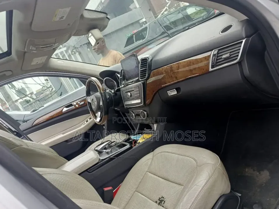 Mercedes-Benz GLE-Class 2017 Silver