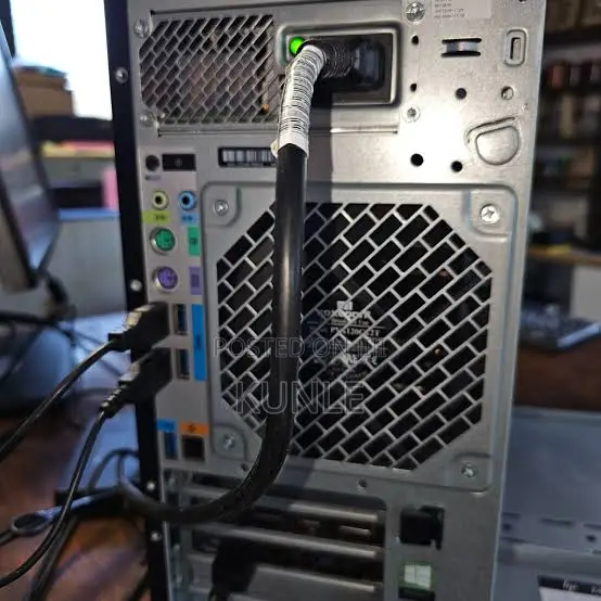 New Desktop Computer HP Z4 G4 256GB Intel Core i9 HDD+SSD 512GB