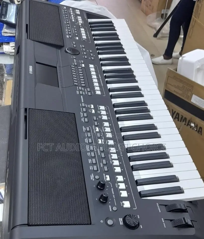 Yamaha PSR Sx 600
