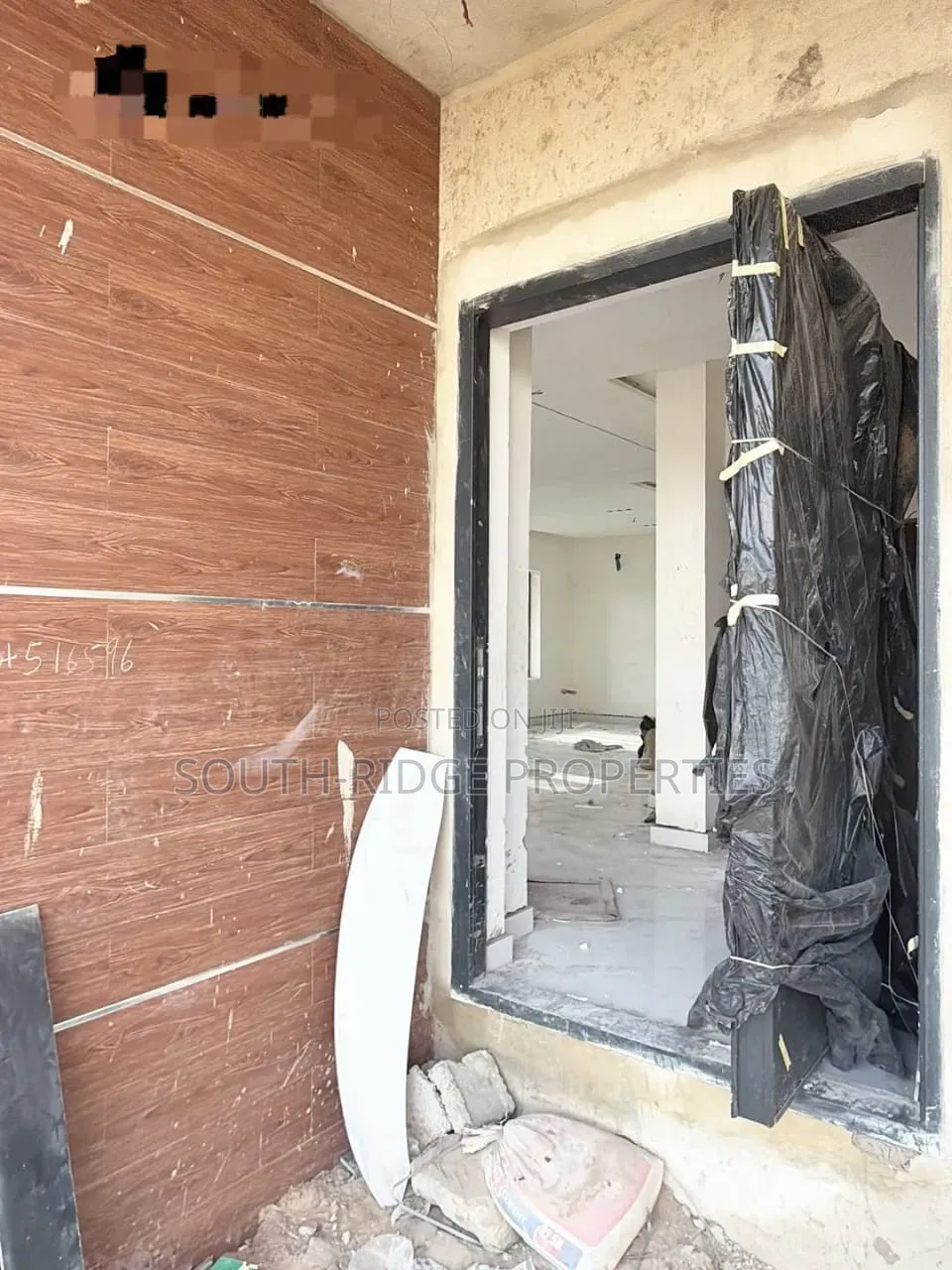 5bdrm Duplex in Kado for sale