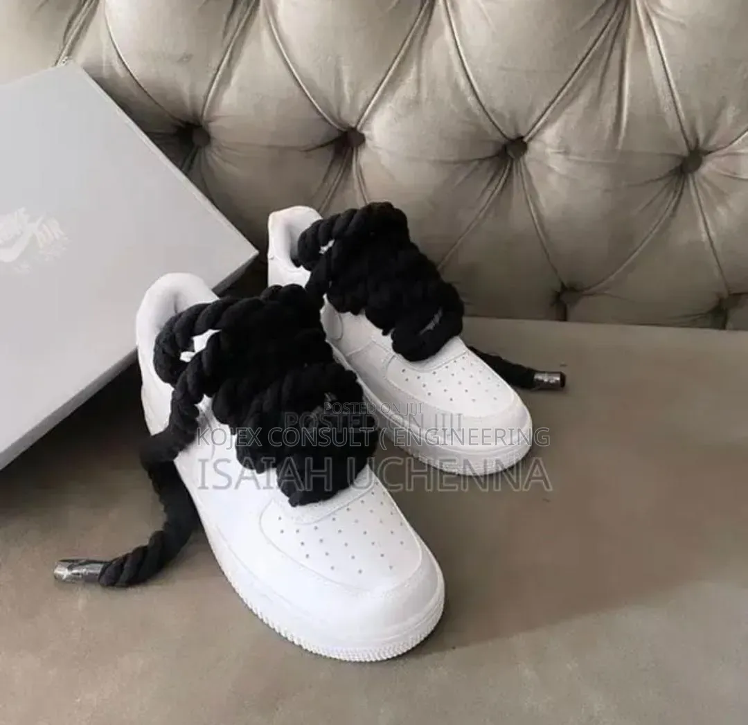 *Original First Grade Nike Airfoce 1 With Chunky Lace