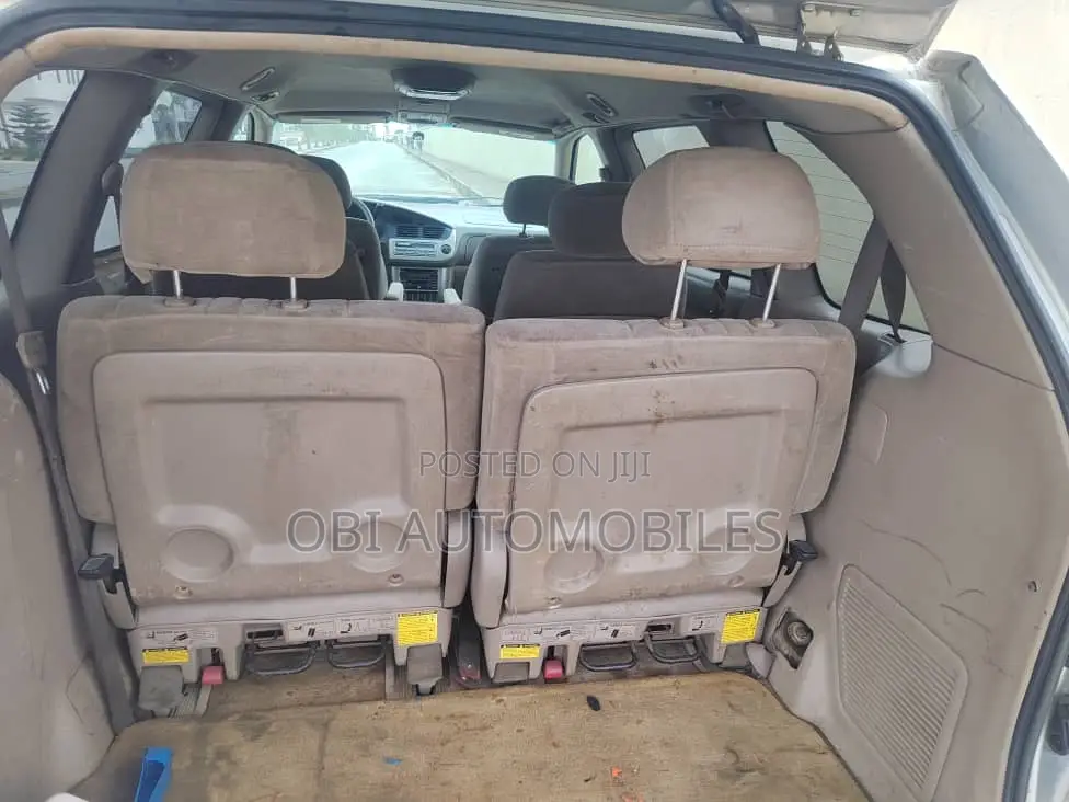 Toyota Sienna 2001 Silver