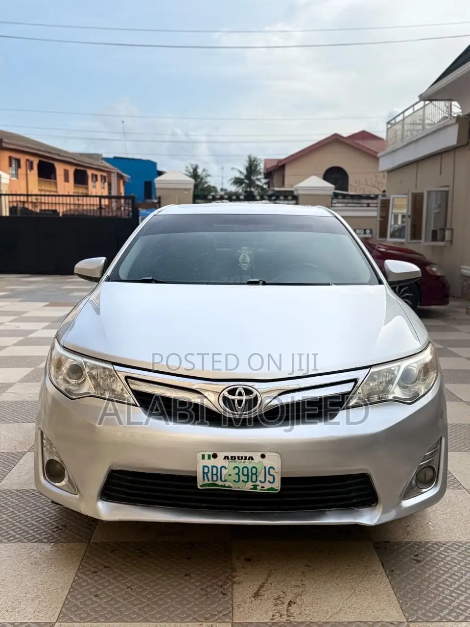 Toyota Camry XLE 4dr Sedan w/Prod. End 11/13 (3.5L 6cyl 6A) 2014 Silver