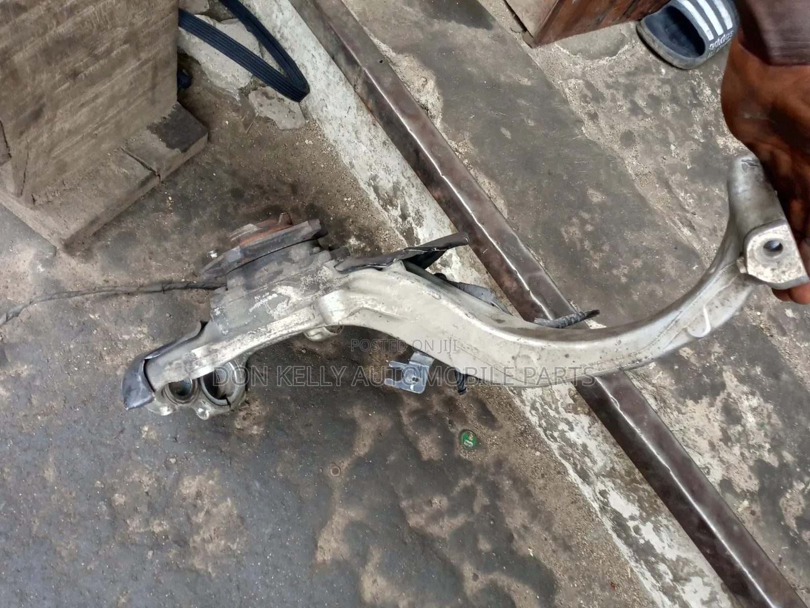 Audi Q8 Front Hub