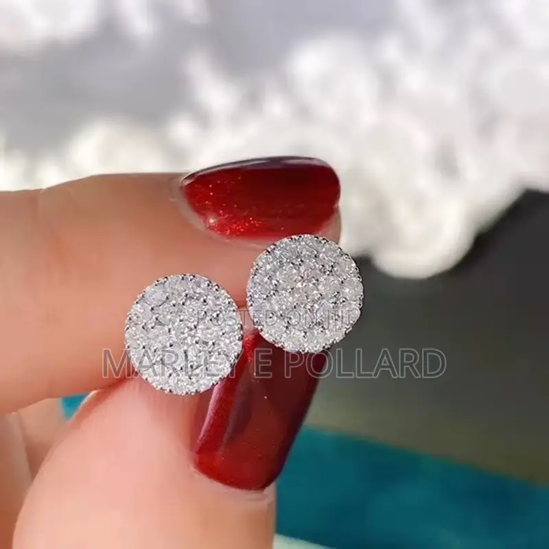 Round Synthetic Diamond Cluster Stud Earrings.