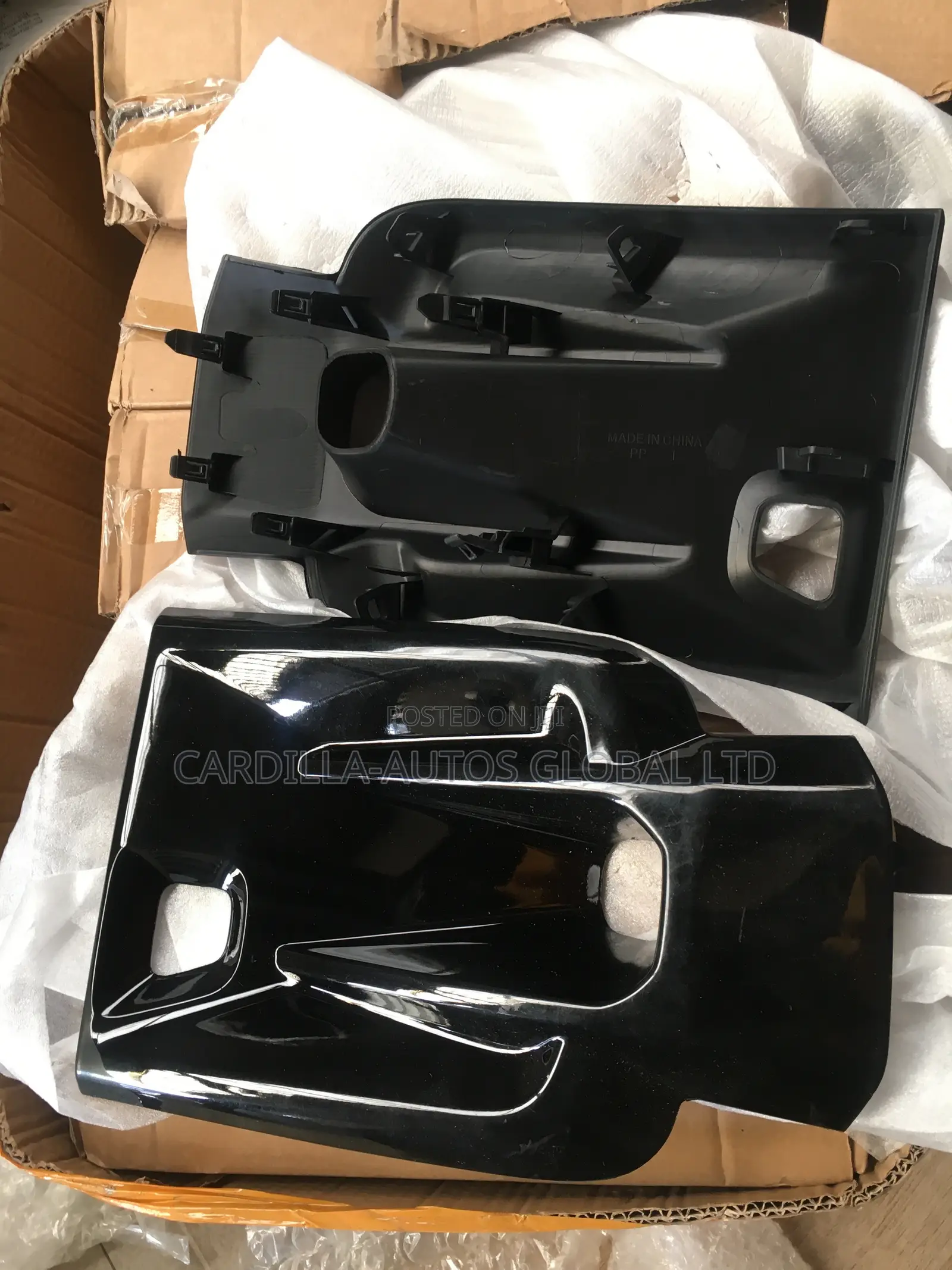Fog Light Cover Hilux 2022