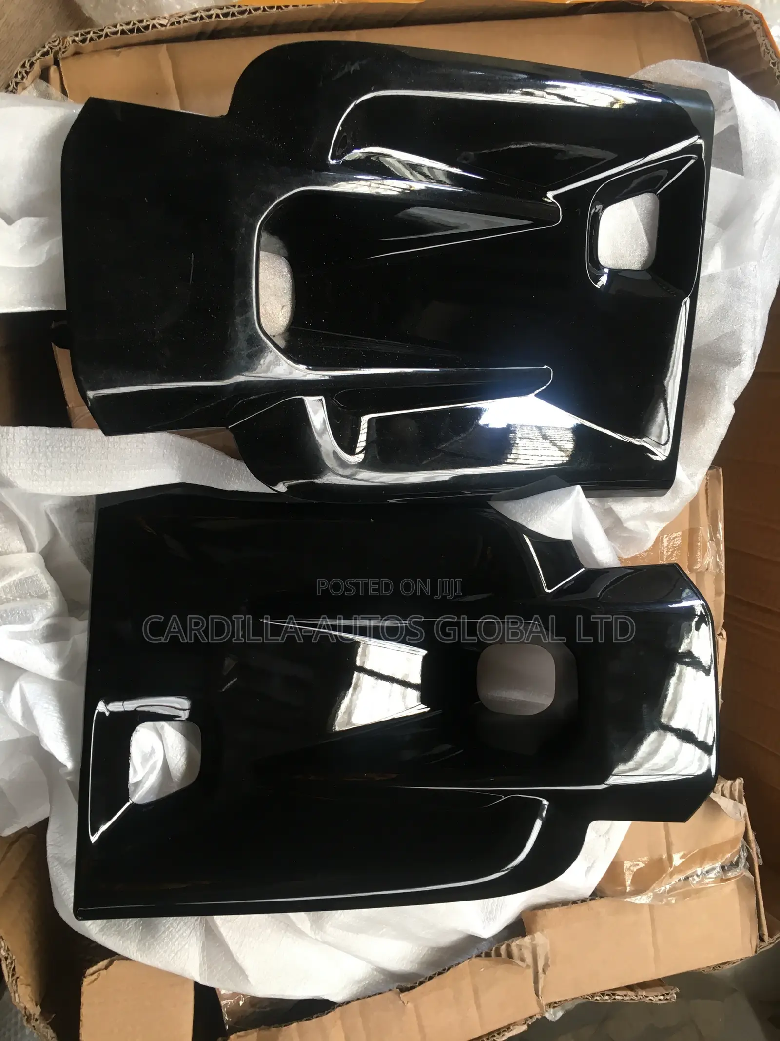 Fog Light Cover Hilux 2022