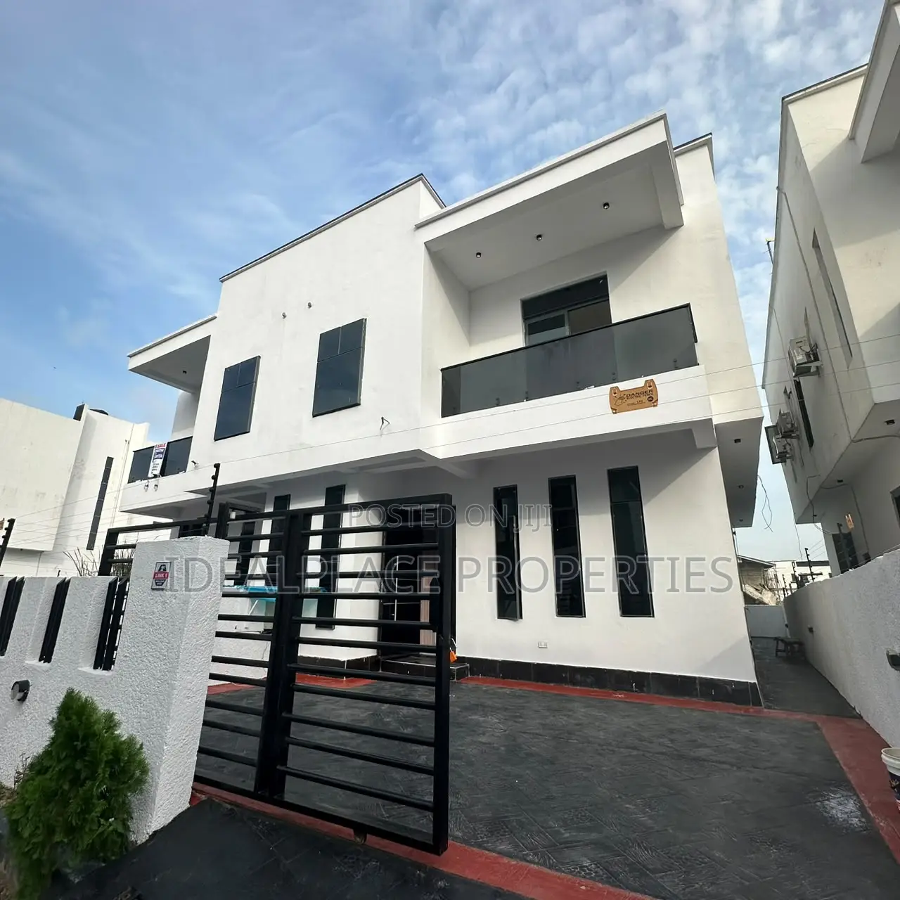 4bdrm Duplex in Ajah for sale