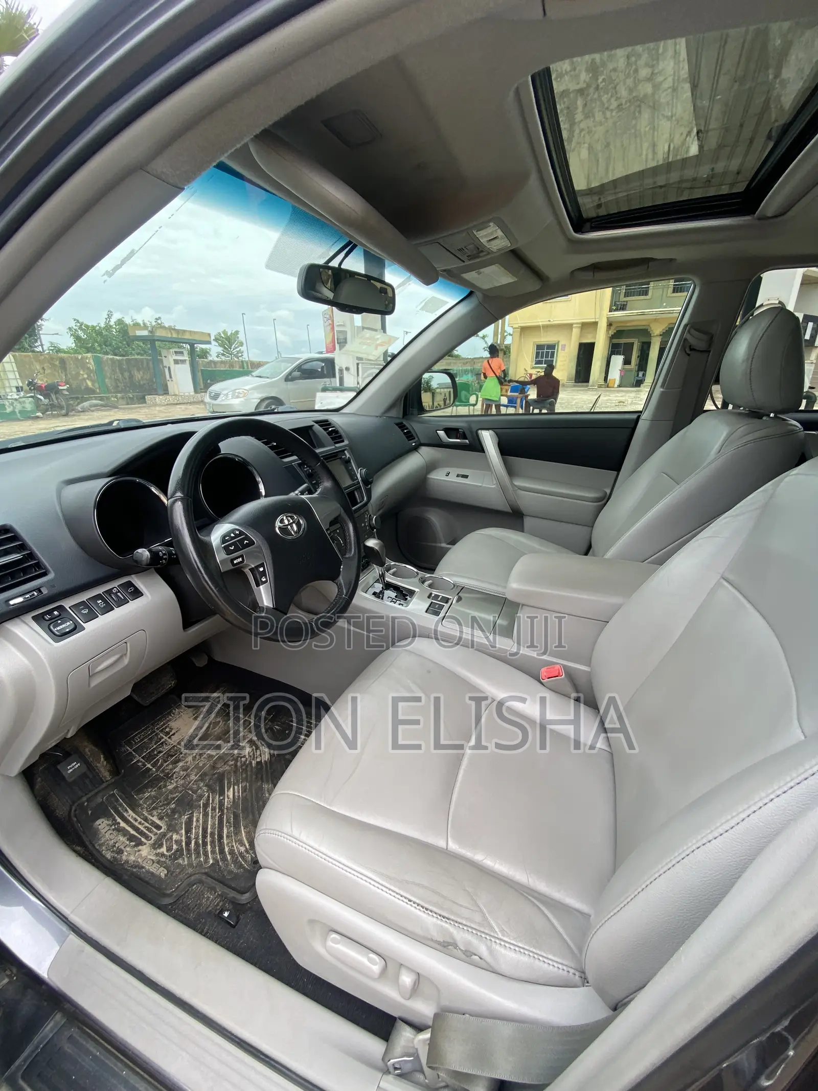 Toyota Highlander 2013 Gray