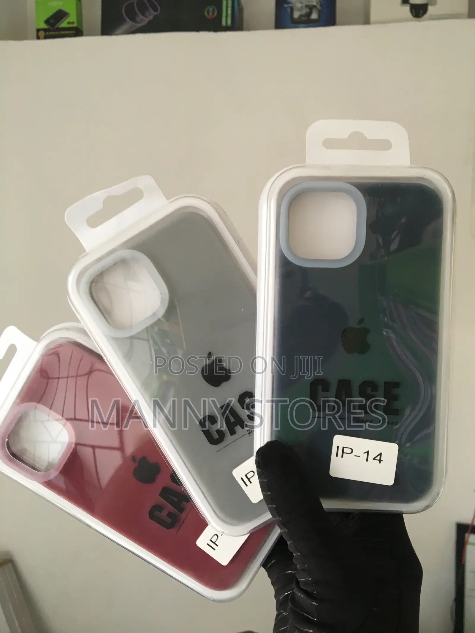 iPhone 14 Pouch