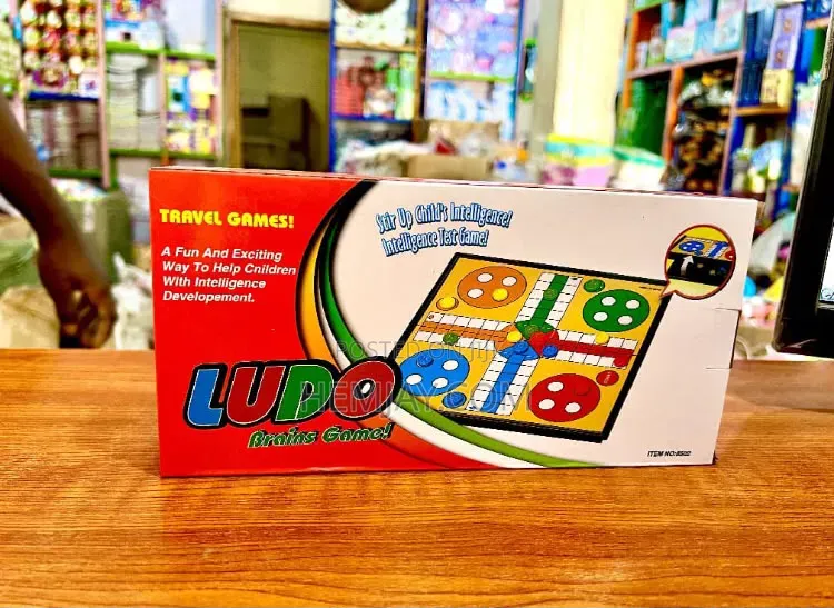 2in1 Kids Magnetic Ludo Game + (Free Rubik Cube)