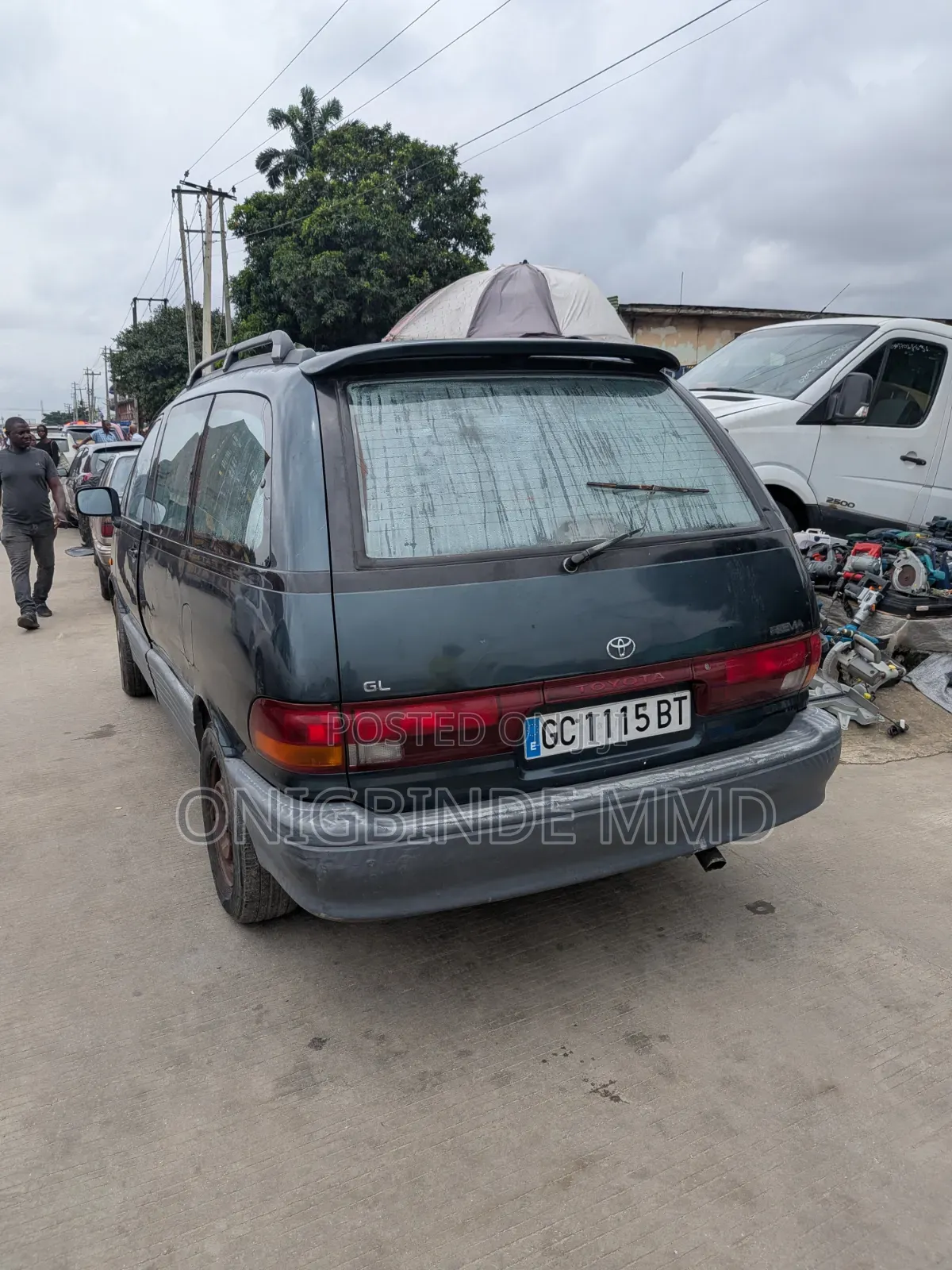 Toyota Previa 2000 Gray